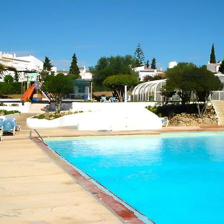 Armacao De Pera Twins 2 With Pool By Homing Appartement Buitenkant foto