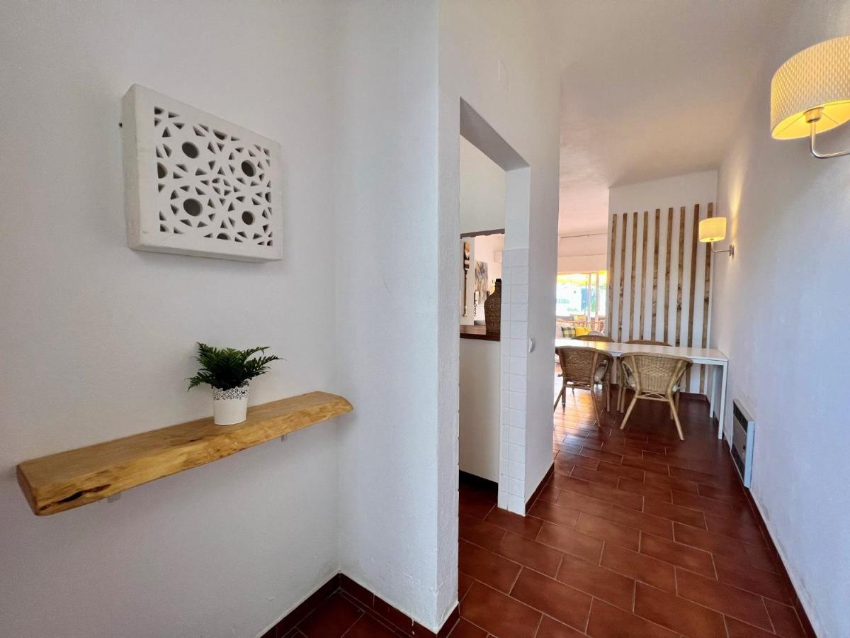 Armacao De Pera Twins 2 With Pool By Homing Appartement Buitenkant foto