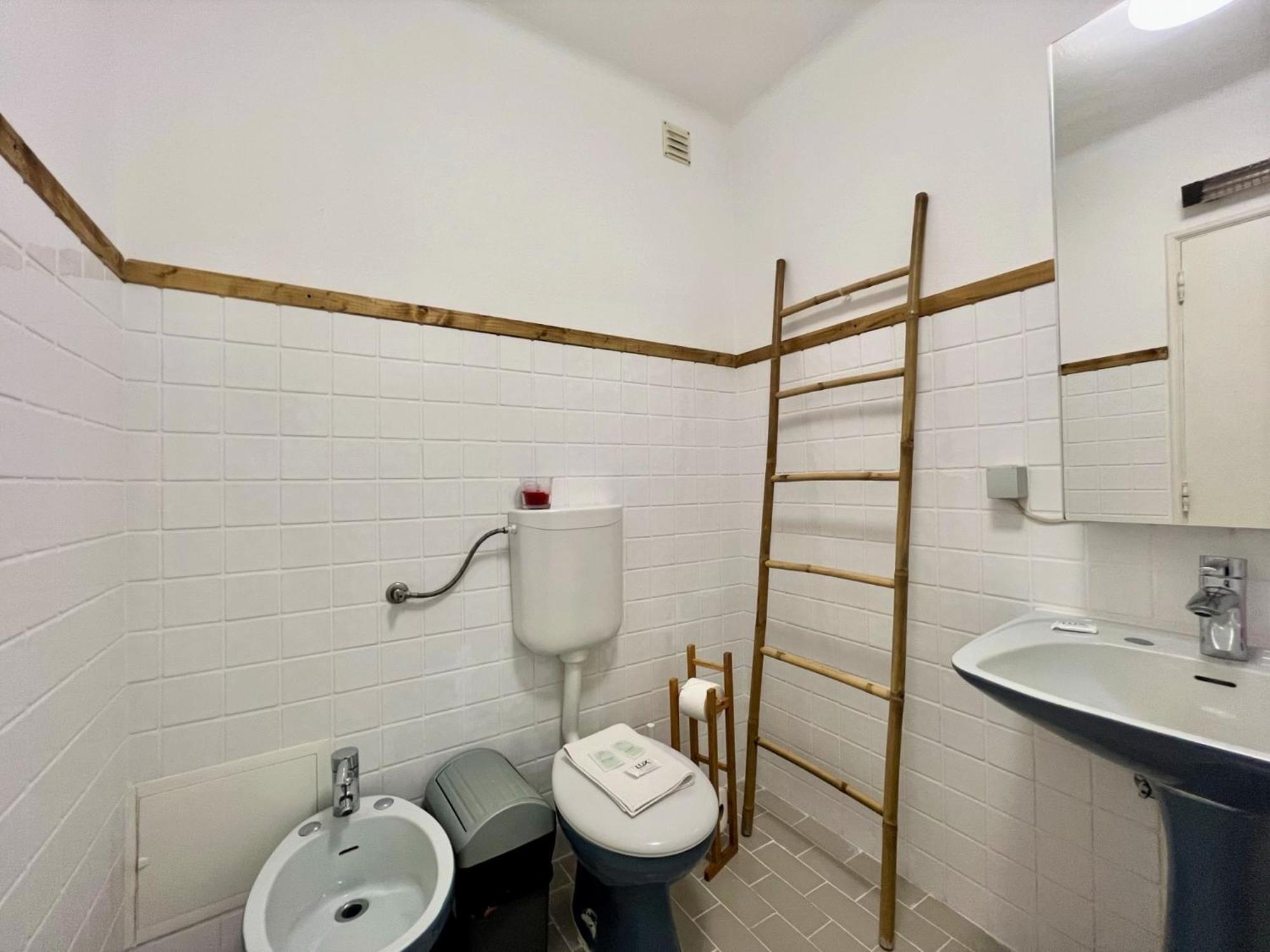 Armacao De Pera Twins 2 With Pool By Homing Appartement Buitenkant foto