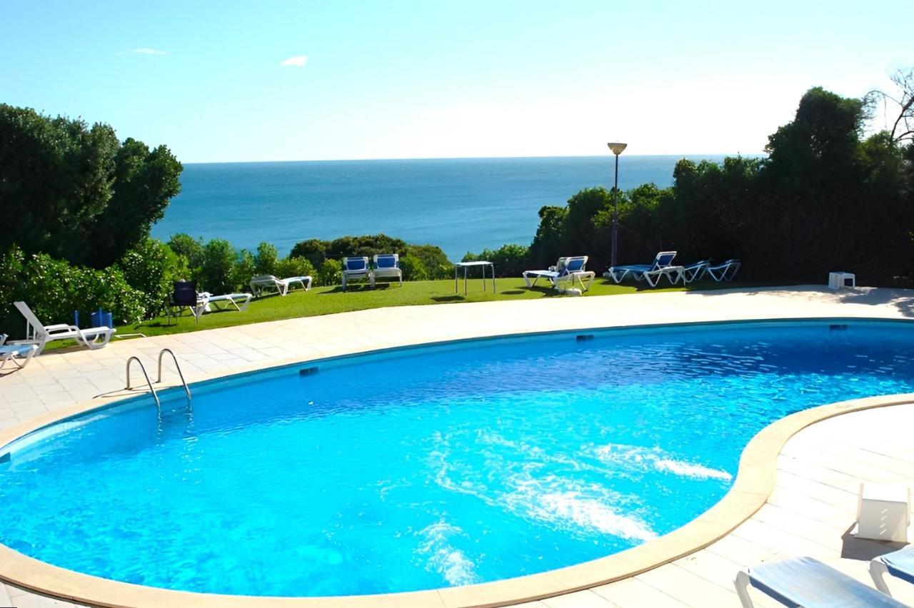 Armacao De Pera Twins 2 With Pool By Homing Appartement Buitenkant foto